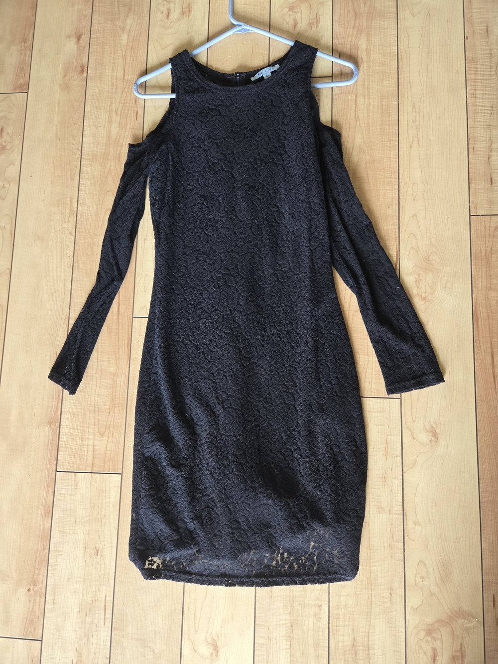 She + Sky Black Lace Cold-Shoulder Long Sleeve Dress